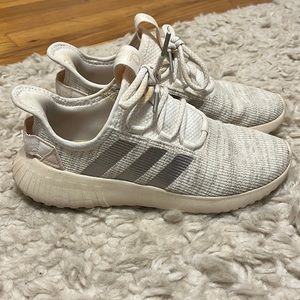 Adidas cloud foam tennis shoes